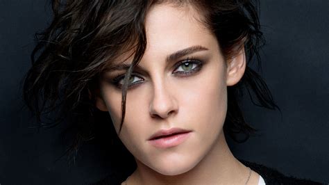 Kristen Stewart to be the face of Chanel’s new Gabrielle Chanel 